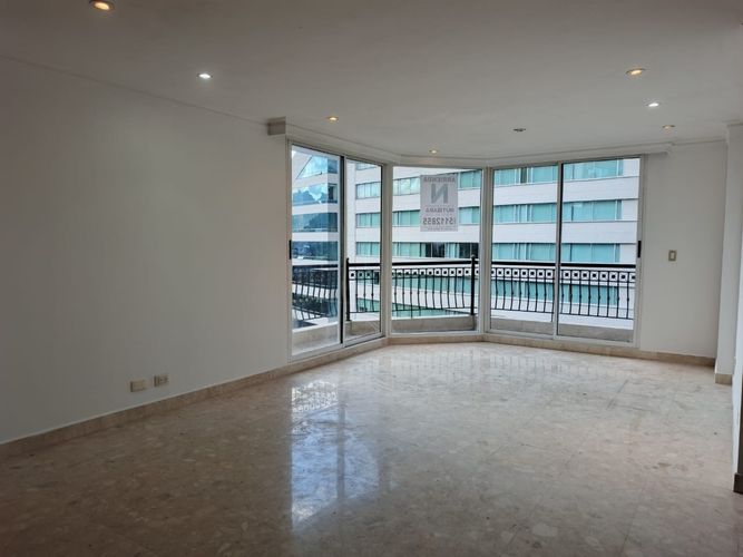 Apartamento de 4 alcobas en arriendo en El Poblado, Medellín, 190 m² · foto 4 de 24
