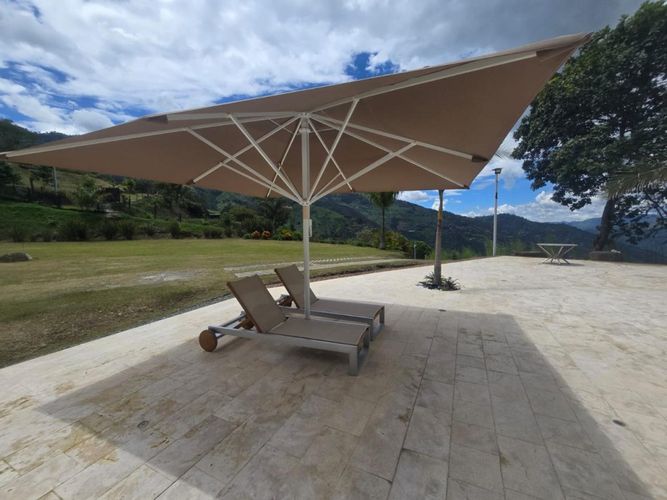 Finca en venta en Simon Bolivar Sb (Centro), Copacabana, 600 m² · foto 21 de 24
