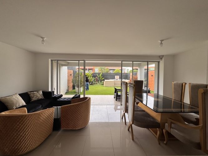 Casa de 3 alcobas en venta en Las Mercedes, Jamundí, 193 m² · foto 7 de 24