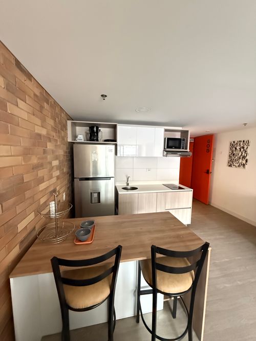 Apartaestudio en venta en Chapinero, Bogotá, 40 m² · foto 2 de 9