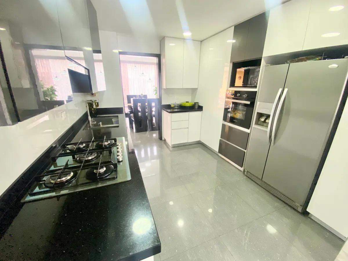 Apartamento en venta en Sector Plaza De Bolivar, Pereira · foto 6 de 17