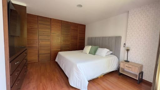 Apartamento de 3 alcobas en arriendo en Loma De Los Gonzalez, Medellín, 86 m² · foto 12 de 21