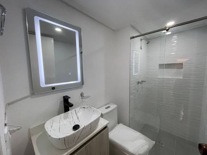 Apartamento de 3 alcobas en arriendo en Florida Nueva, Medellín, 120 m² · foto 9 de 22