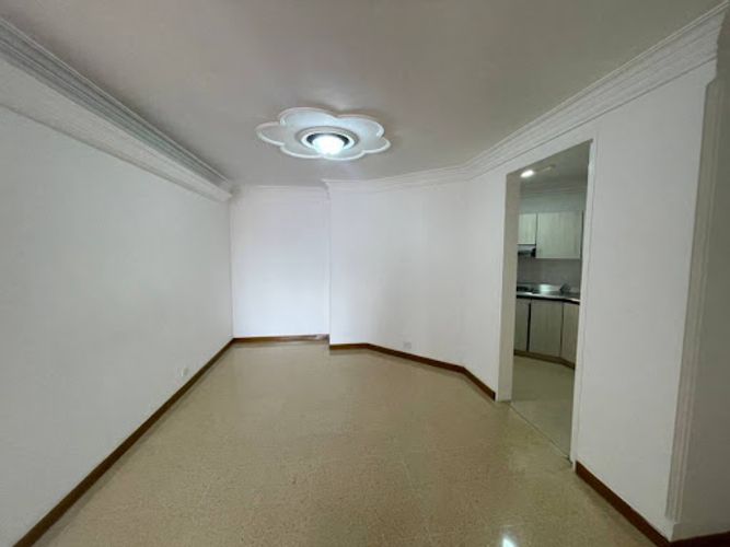 Apartamento de 3 alcobas en arriendo en Florida Nueva, Medellín, 120 m² · foto 16 de 22