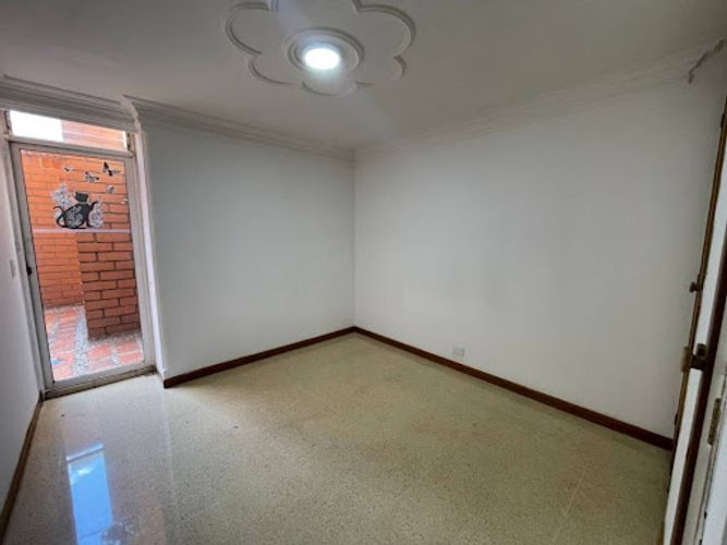 Apartamento de 3 alcobas en arriendo en Florida Nueva, Medellín, 120 m² · foto 20 de 22