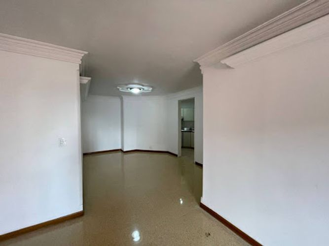Apartamento de 3 alcobas en arriendo en Florida Nueva, Medellín, 120 m² · foto 22 de 22