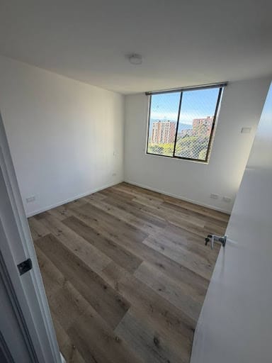 Apartamento de 2 alcobas en arriendo en Cumbres, Envigado, 65 m² · foto 14 de 20