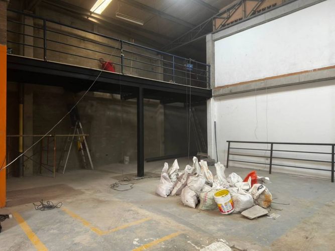 Bodega en arriendo en Santa Maria No. 2, Itagüí, 368 m² · foto 2 de 8