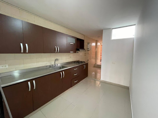Apartamento en arriendo en Laureles, Medellín · foto 5 de 21