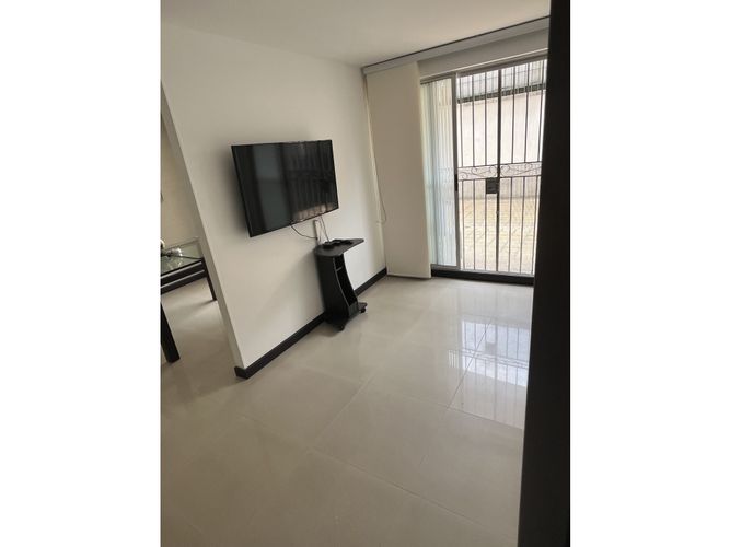 Apartamento de 3 alcobas en venta en El Ingenio, Cali, 88 m² · foto 3 de 24
