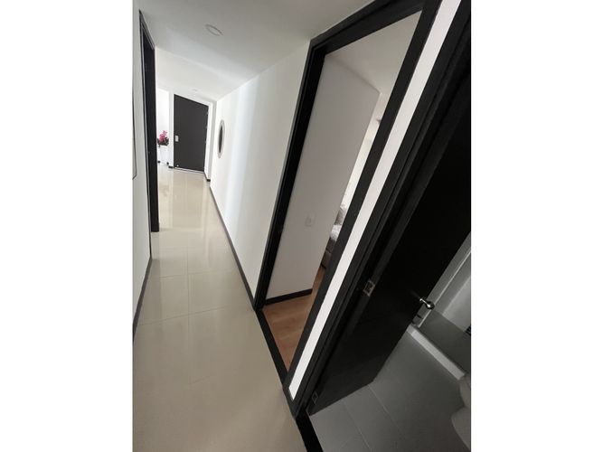 Apartamento de 3 alcobas en venta en El Ingenio, Cali, 88 m² · foto 4 de 24