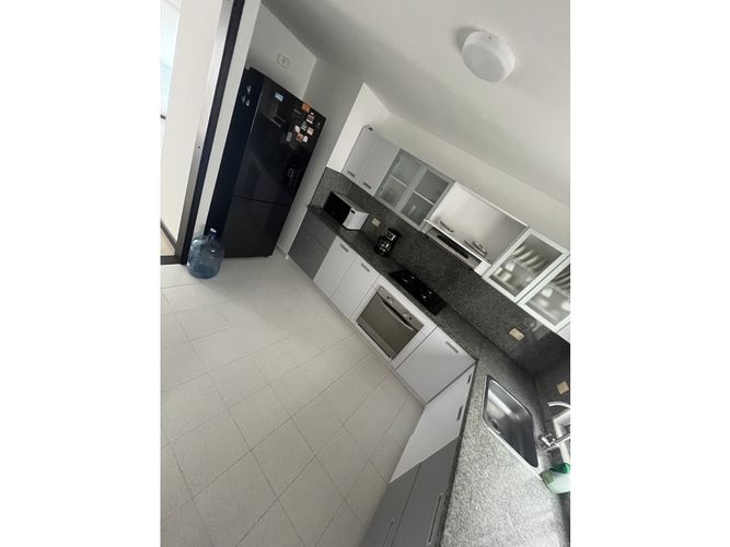 Apartamento de 3 alcobas en venta en El Ingenio, Cali, 88 m² · foto 12 de 24