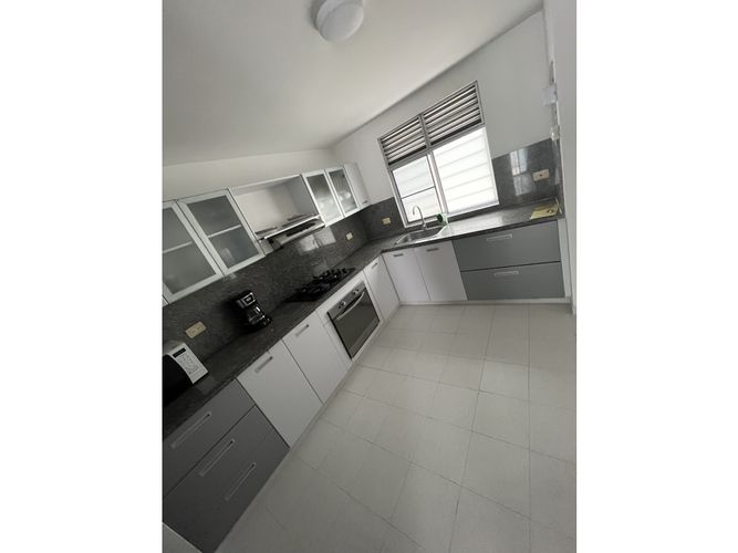 Apartamento de 3 alcobas en venta en El Ingenio, Cali, 88 m² · foto 13 de 24