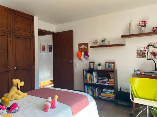 Casa de 3 alcobas en venta en La Pradera, Envigado, 166 m² · foto 3 de 19