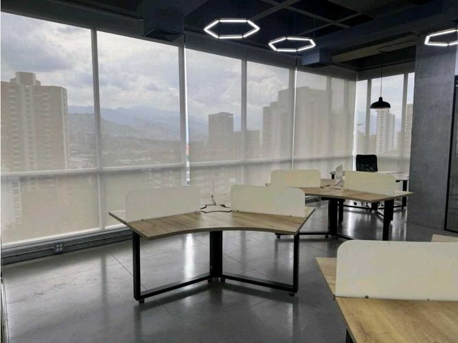 Oficina en arriendo en El Castillo, Medellín, 60 m² · foto 5 de 11