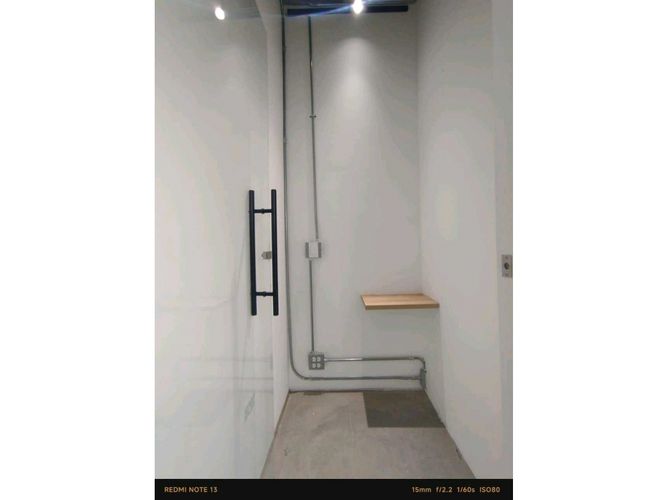 Oficina en arriendo en El Castillo, Medellín, 60 m² · foto 7 de 11