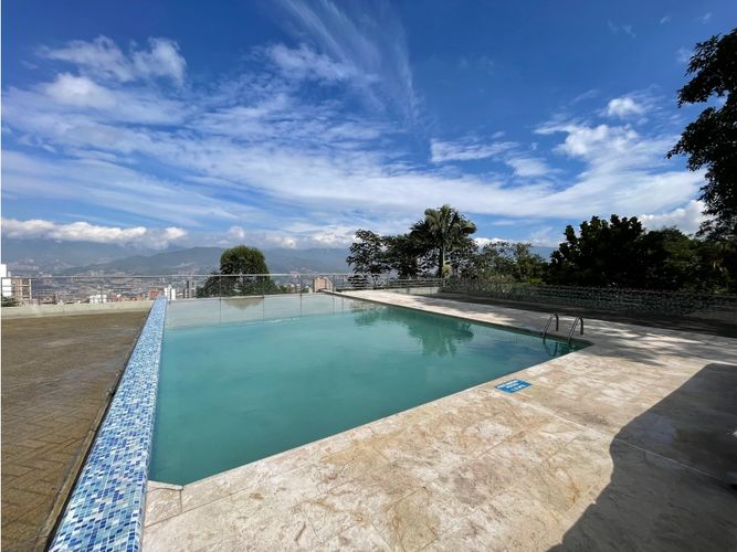 Apartamento de 3 alcobas en venta en Los Balsos, Medellín, 240 m² · foto 18 de 18