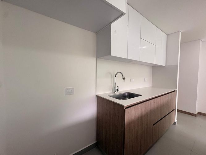Apartamento de 2 alcobas en venta en Entre Amigos, Sabaneta, 75 m² · foto 6 de 16