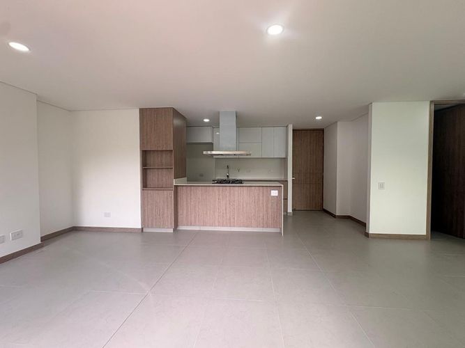 Apartamento de 2 alcobas en venta en Entre Amigos, Sabaneta, 75 m² · foto 7 de 16