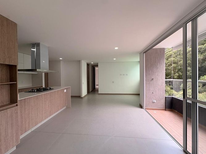 Apartamento de 2 alcobas en venta en Entre Amigos, Sabaneta, 75 m² · foto 5 de 16