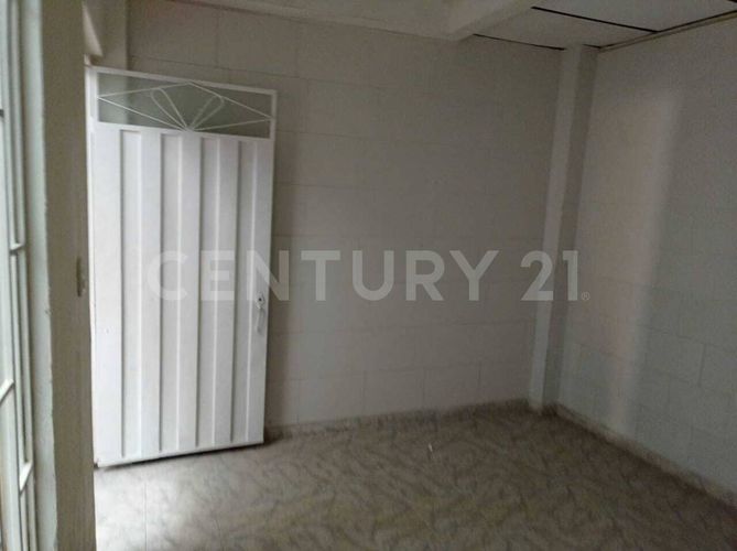 Casa de 3 alcobas en venta en San Benito, Villavicencio, 180 m² · foto 2 de 18