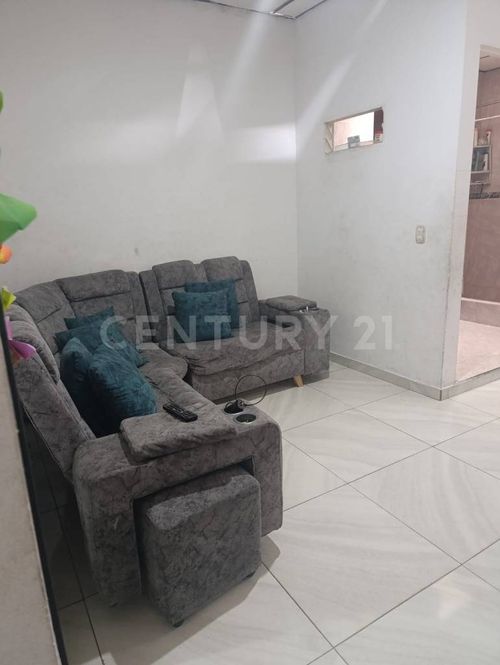 Casa de 3 alcobas en venta en San Benito, Villavicencio, 180 m² · foto 11 de 18