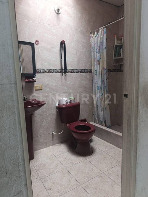 Casa de 3 alcobas en venta en San Benito, Villavicencio, 180 m² · foto 13 de 18