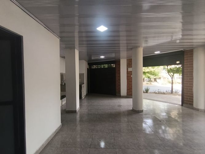 Local en arriendo en La Candelaria, Medellín, 60 m² · foto 3 de 15