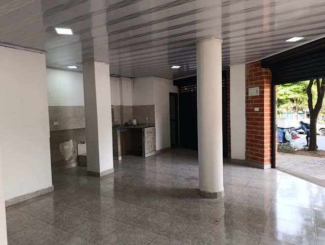 Local en arriendo en La Candelaria, Medellín, 60 m² · foto 11 de 15
