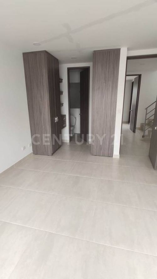 Casa de 3 alcobas en venta en 20 De Julio, Villavicencio, 112 m² · foto 7 de 11