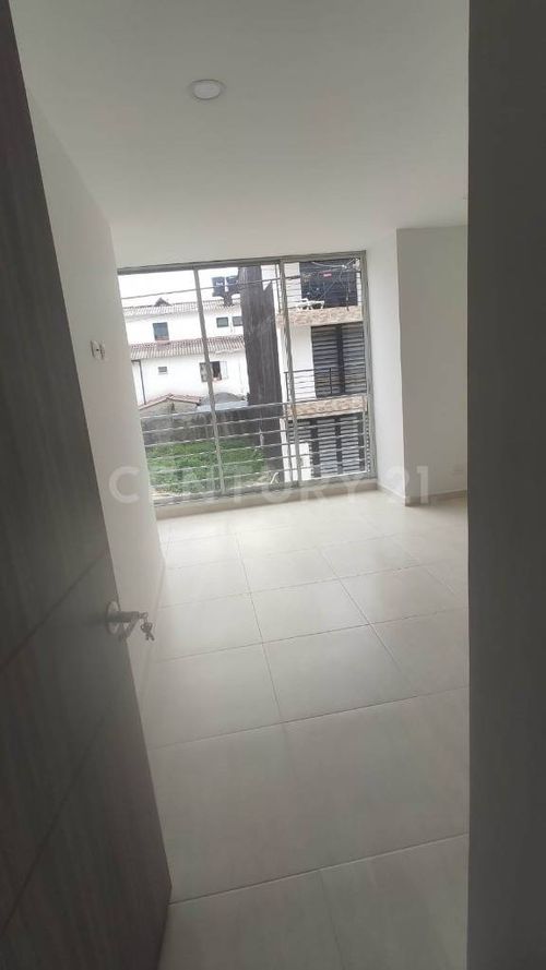 Casa de 3 alcobas en venta en 20 De Julio, Villavicencio, 112 m² · foto 9 de 11
