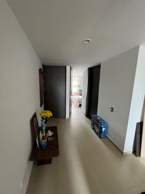 Apartamento en venta en Los Cambulos, Cali · foto 12 de 24