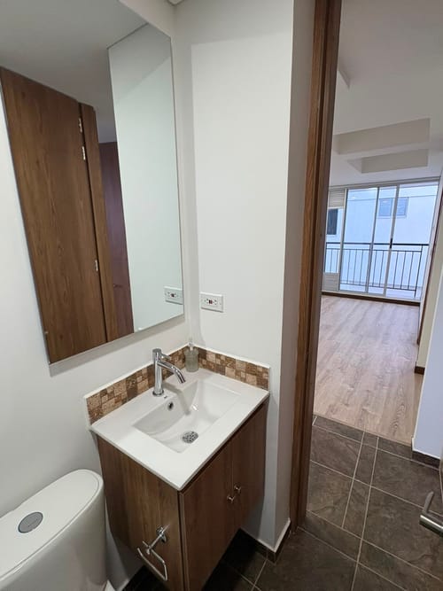 Apartamento de 2 alcobas en venta en Engativá, Bogotá, 60 m² · foto 9 de 10
