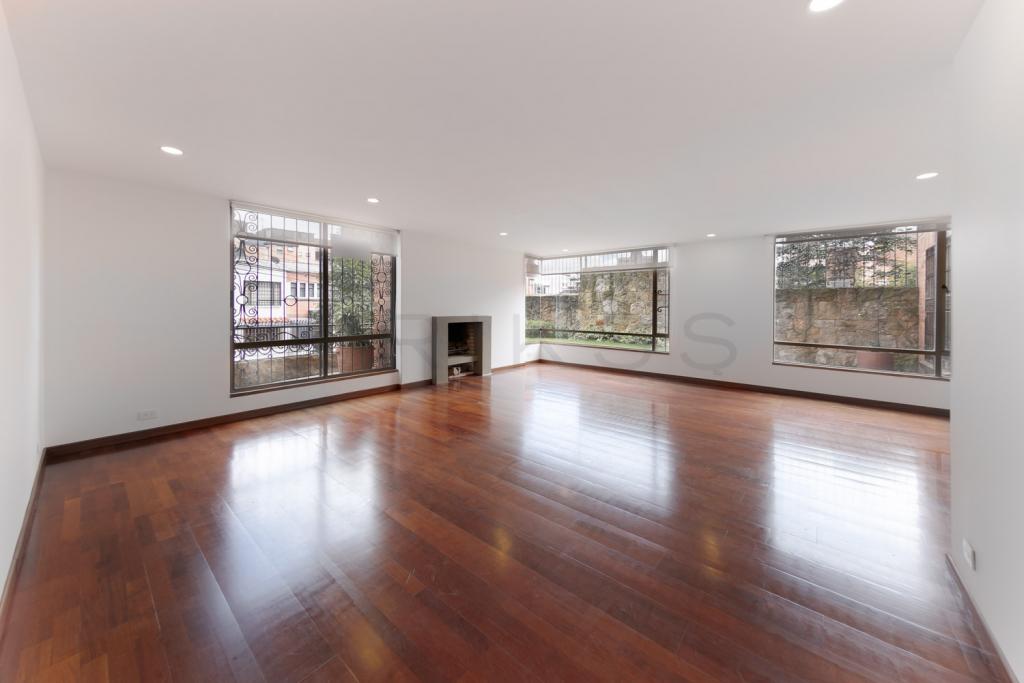 Apartamento en Arriendo en Los rosales, Bogotá
