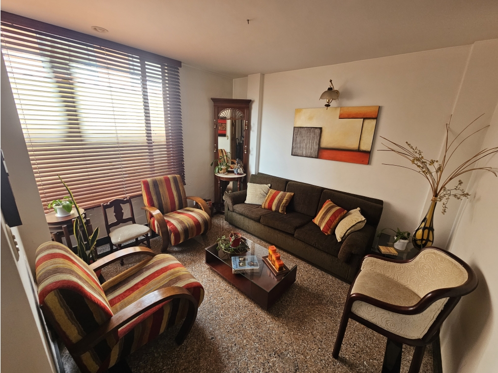 Casa en venta en Cedritos, Bogotá · foto 3 de 24