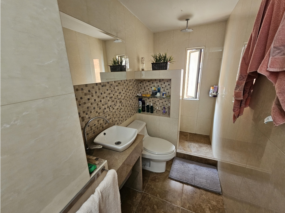 Casa en venta en Cedritos, Bogotá · foto 12 de 24