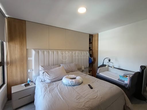 Apartamento de 3 alcobas en arriendo en Los Colores, Medellín, 85 m² · foto 6 de 12
