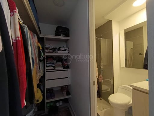 Apartamento de 3 alcobas en arriendo en Los Colores, Medellín, 85 m² · foto 8 de 12