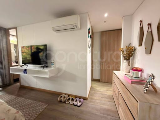 Apartamento de 3 alcobas en venta en El Poblado, Medellín, 202 m² · foto 11 de 24