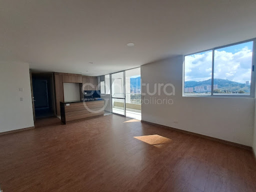 Apartamento en venta en Suramérica, La Estrella · foto 7 de 24