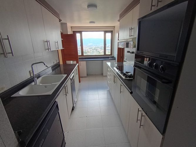 Apartamento de 3 alcobas en venta en Lindaraja, Bogotá, 170 m² · foto 16 de 24