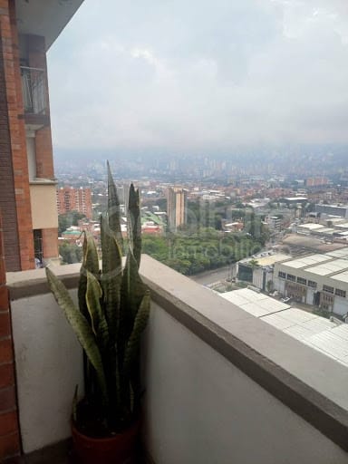 Apartamento en venta en Zona Rural, Itagüí · foto 6 de 20