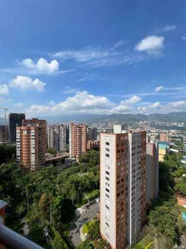 Apartamento en arriendo en Los Balsos, Medellín · foto 10 de 11