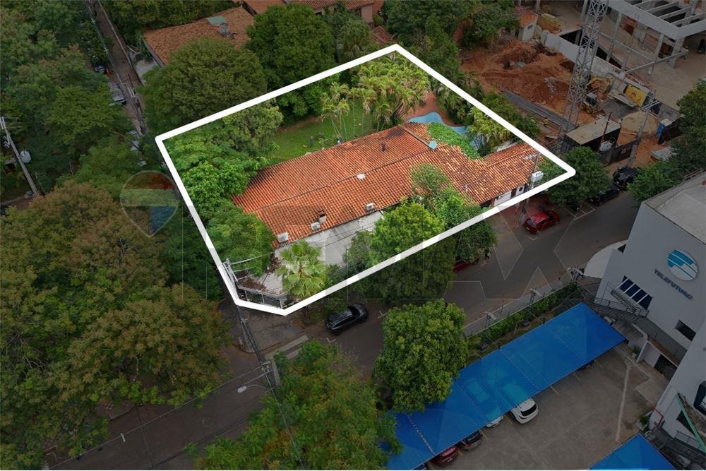 AMPLIO TERRENO EN ESQUINA EN VILLA MORRA - ASUNCIÓN EN VENTA (1.076 M2) — foto 2