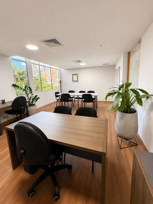 Oficina en arriendo en Santa Maria De Los Angeles, Medellín, 15 m² · foto 2 de 8