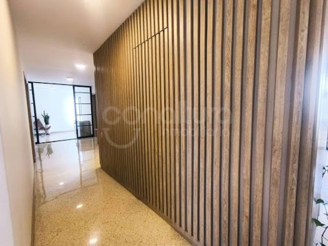 Apartamento de 3 alcobas en arriendo en Provenza, Medellín, 200 m² · foto 14 de 24
