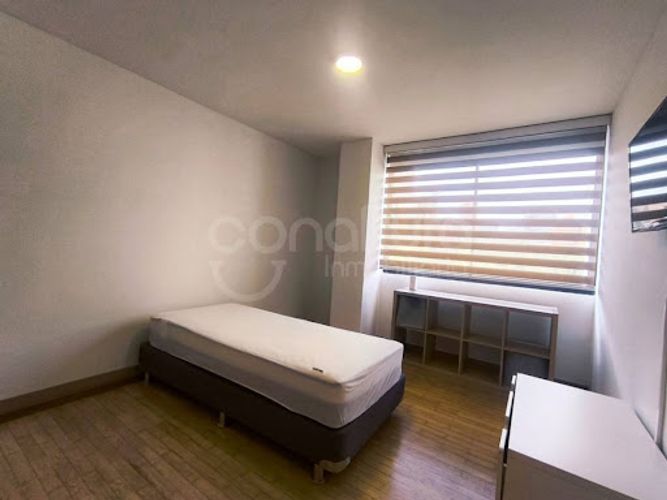 Apartamento de 3 alcobas en arriendo en Provenza, Medellín, 200 m² · foto 22 de 24