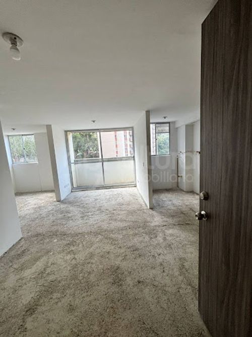 Apartamento de 3 alcobas en venta en La Mina, Copacabana, 56 m² · foto 3 de 12