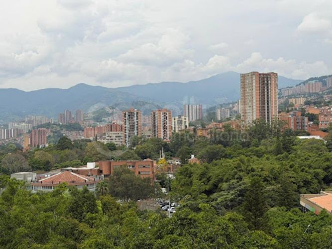 Apartamento en venta en Robledo, Medellín · foto 17 de 19