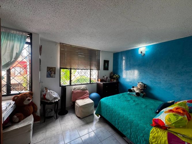 Casa de 4 alcobas en venta en Valparaiso Et. Vi, Ibagué, 249 m² · foto 9 de 19